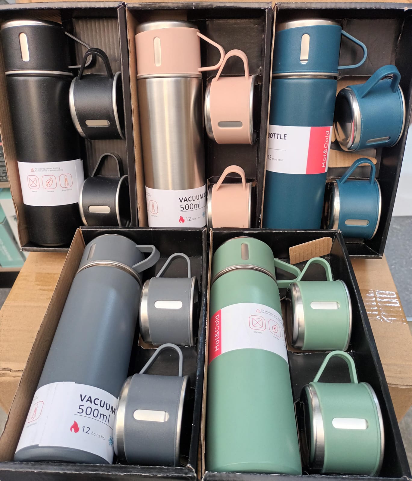 TERMO CON TAZAS